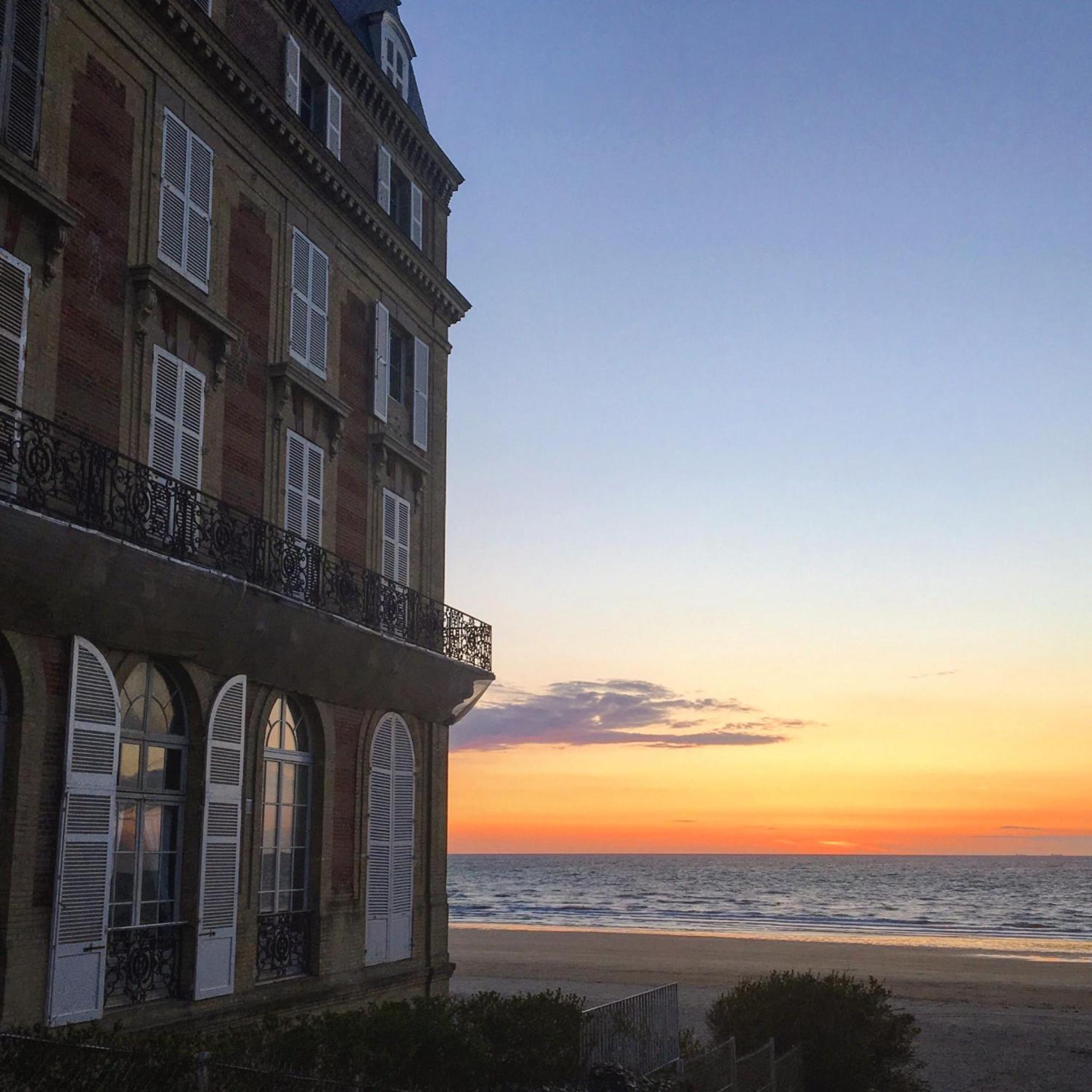 Hotel Le Trouville Exterior photo